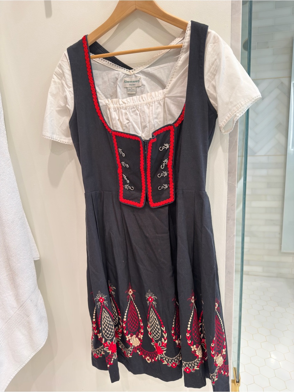 Traditional Authentic Women's Red & Black Dirndl Dress w/Blouse by Almenrausch - Picture 3 of 4